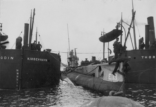 Bjergningen af den britiske ubåd E13