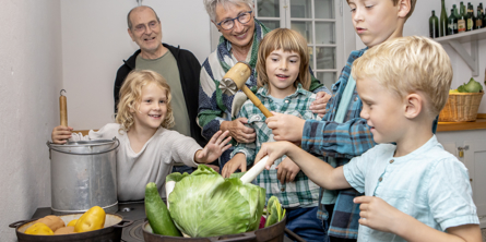 Familie i udstillingen på Mosede Fort