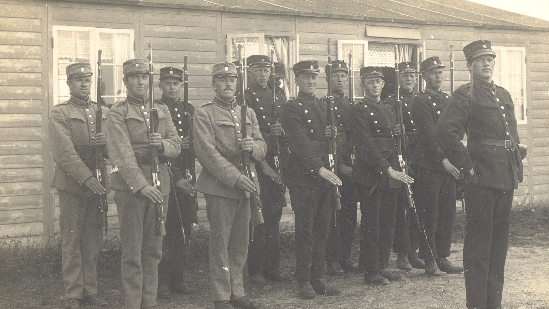 Historisk foto af soldater på Mosede Fort