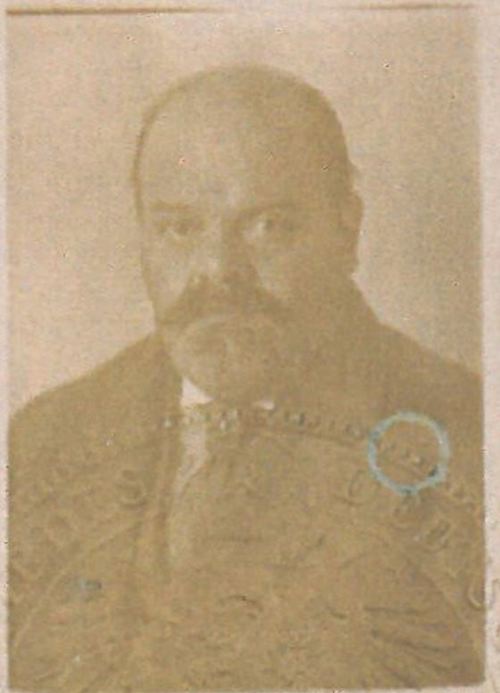 Pasfoto af Dr. Alexander Helphand
