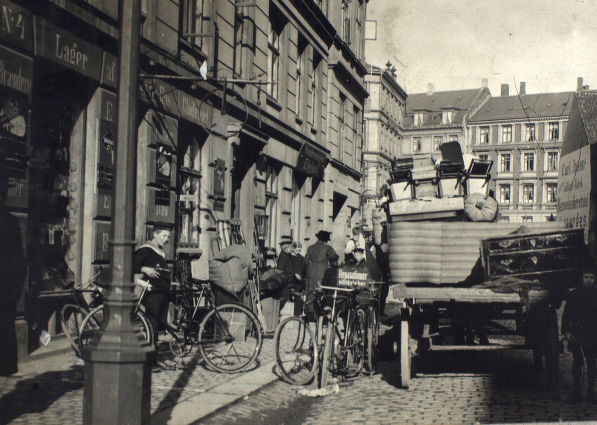 Flyttedag i oktober i Oehlenschlægersgade